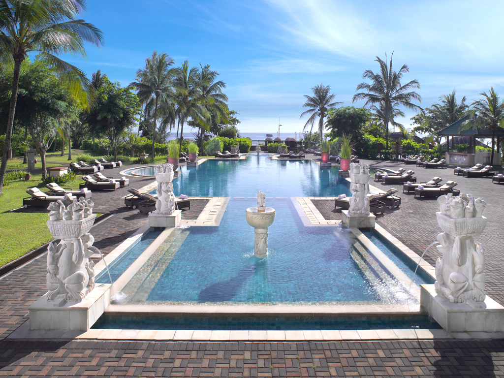 Lounge in the sun at Angsana Bintan